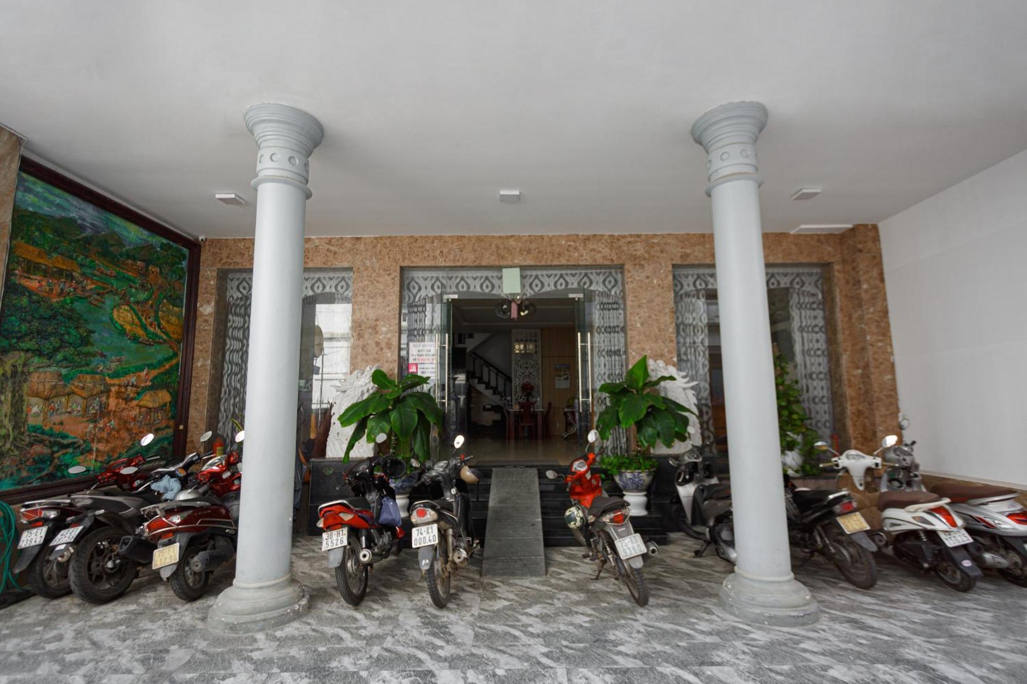 Kly Hotel Хуе Екстериор снимка