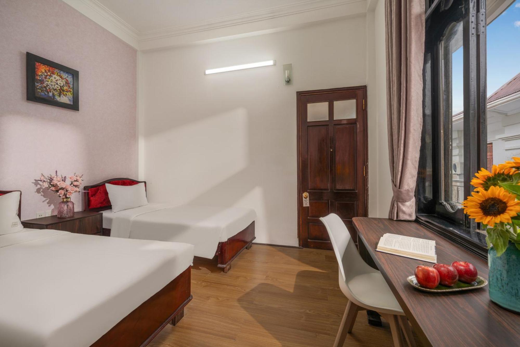 Kly Hotel Хуе Екстериор снимка