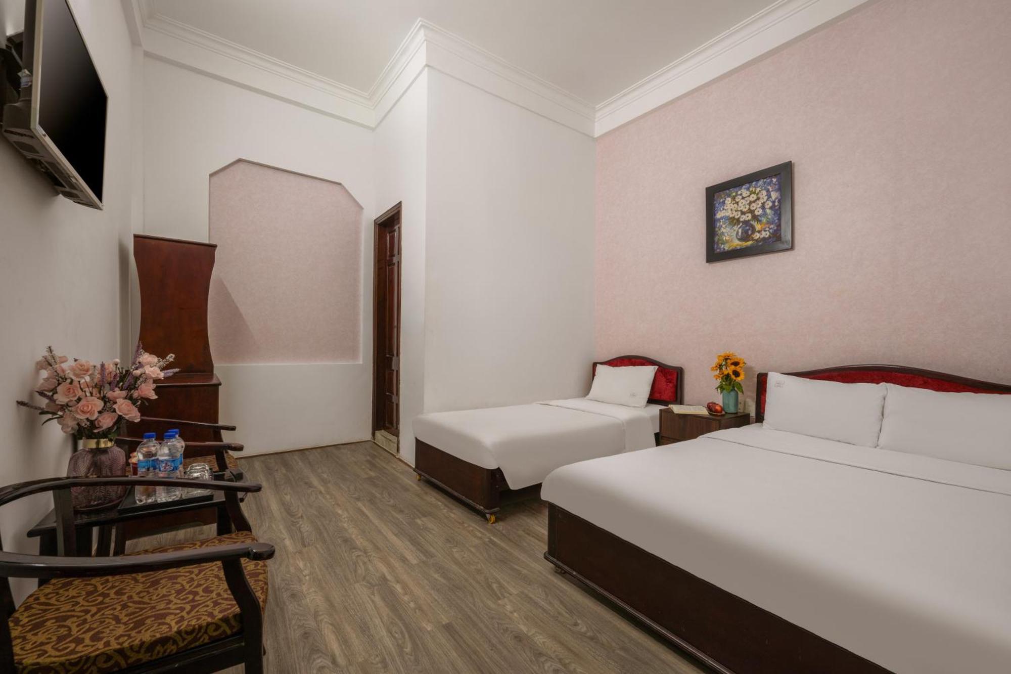Kly Hotel Хуе Екстериор снимка
