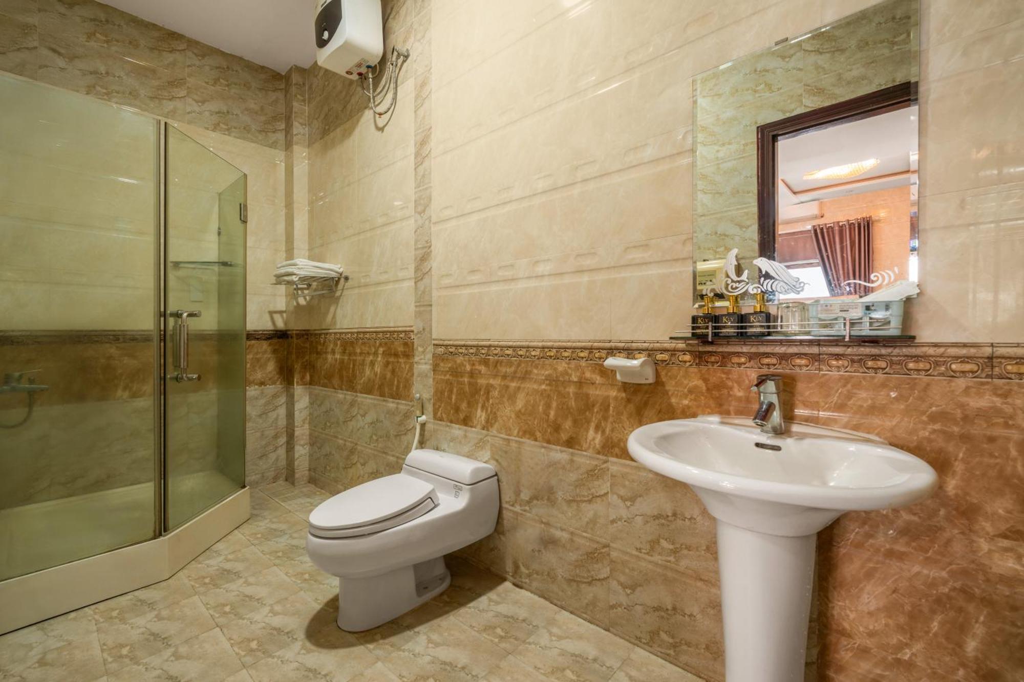 Kly Hotel Хуе Екстериор снимка